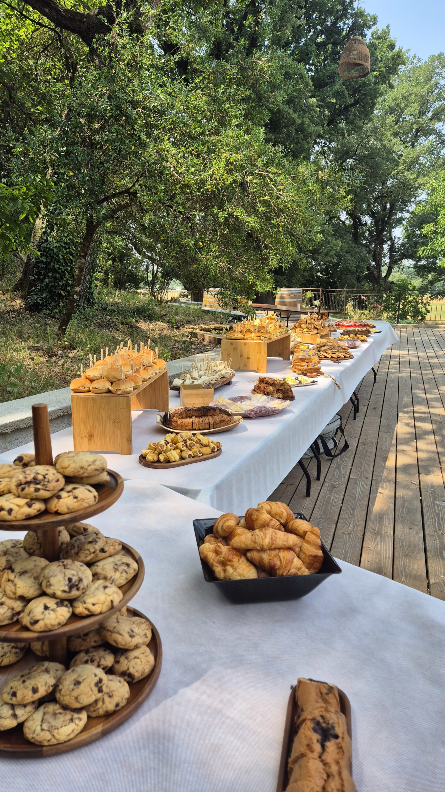 Table brunch mariage dimanche Manosque buffet généreux