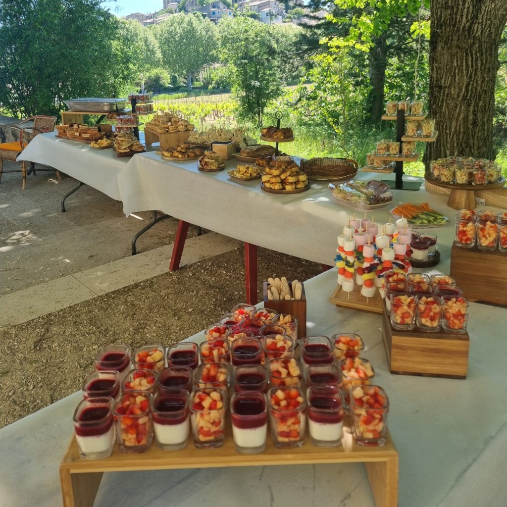 Brunch traiteur Manosque produits frais saison Provence